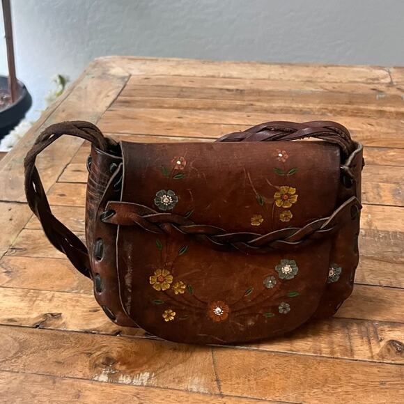 Vintage Shoulder Bag 8.5in Hand Tooled Braided Leather W/ Hand Painted Flowers - Picture 10 of 15